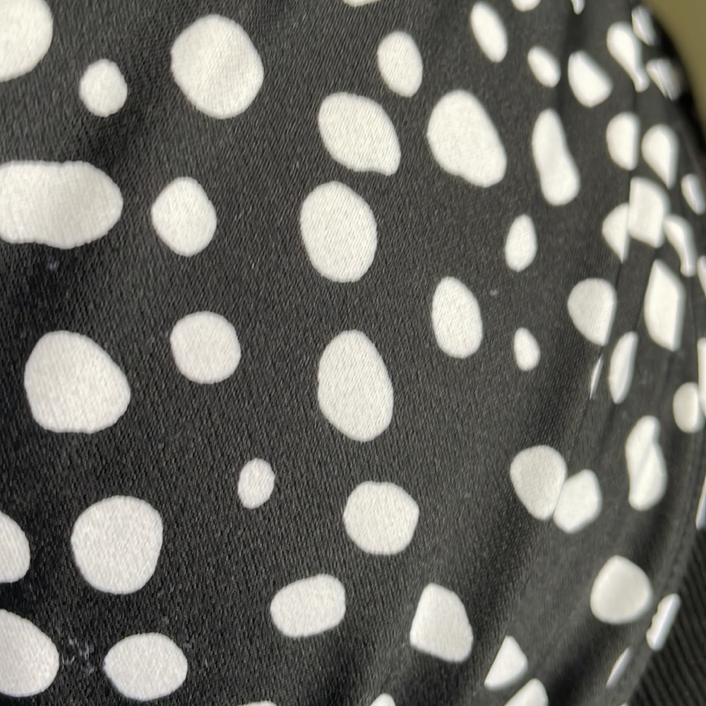Tiny weenie polka dot bikini set.   top 34b bottom medium - Picture 6 of 8